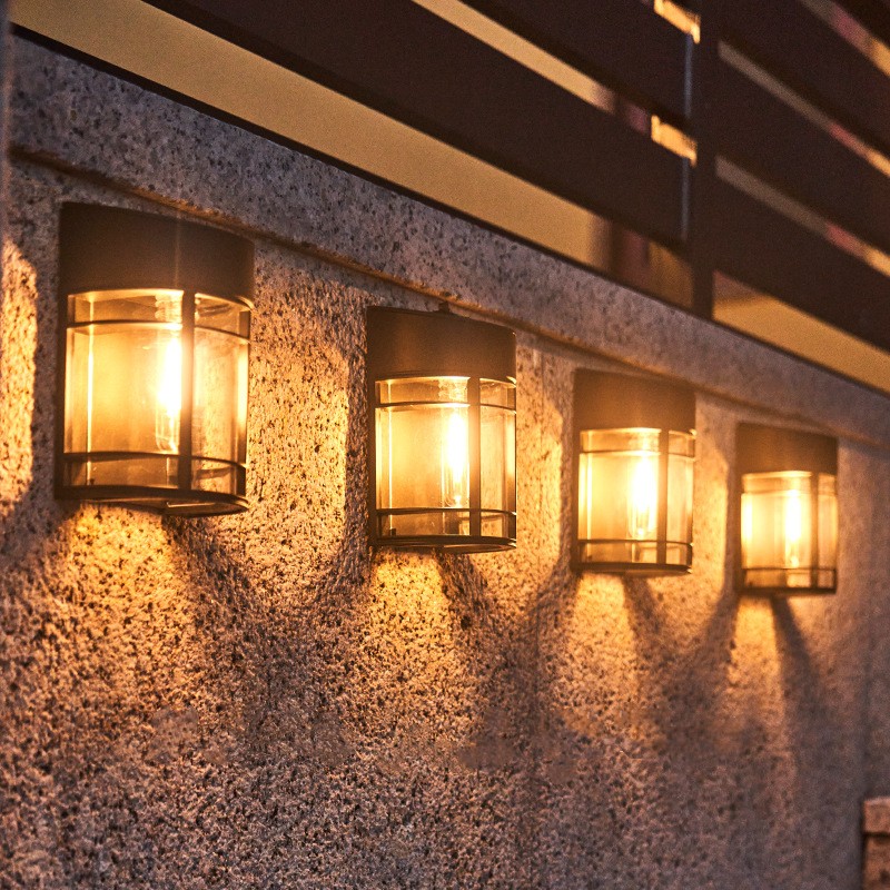 LED Solar Garden Light Outdoor - Smart Garden Fence & Balcony Hanging Planter 评论和价格